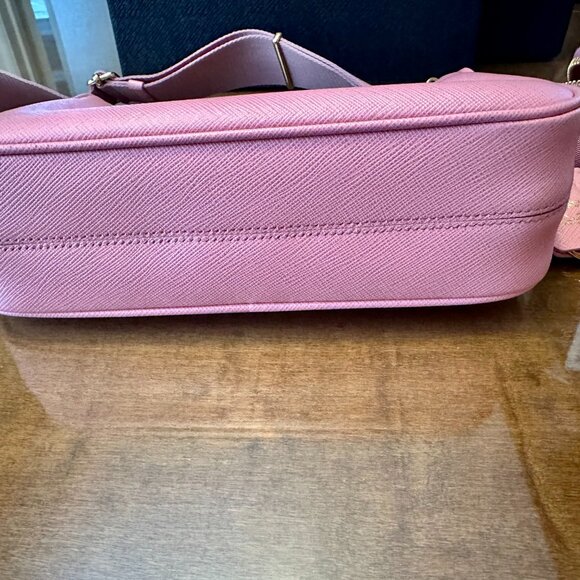 Prada Re-Edition 2005 Saffiano Leather Bag, Petal Pink - Picture 5 of 9